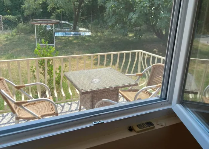 Vandrerhjem Relax Bar