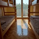 Relax Bar Хостел *